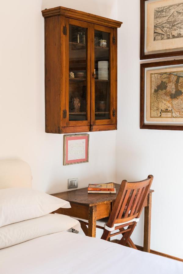 Apartamento R.C. Cappellari Charming Campo De Fiori Roma Exterior foto