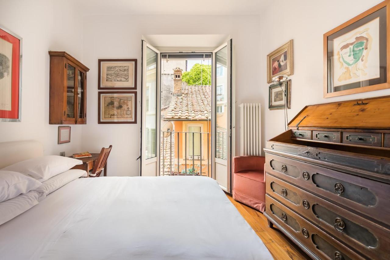 Apartamento R.C. Cappellari Charming Campo De Fiori Roma Exterior foto